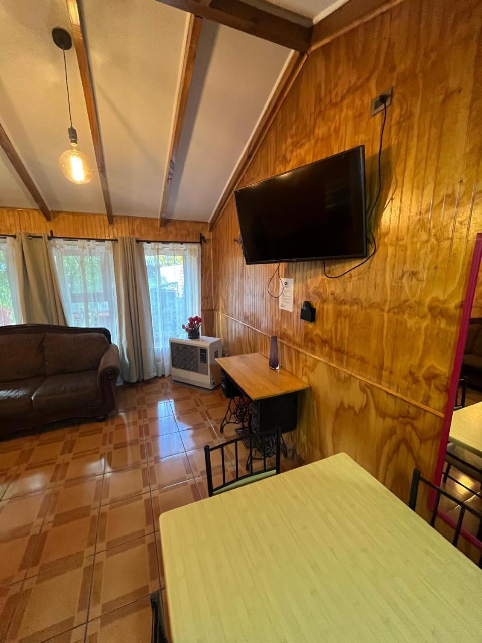 Cabanas Espanol Coyhaique Exterior photo